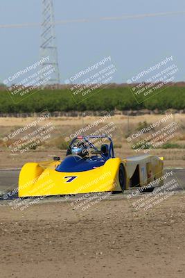 media/Apr-30-2022-CalClub SCCA (Sat) [[98b58ad398]]/Group 6/Race (Outside Grapevine)/